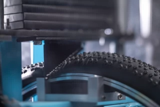 Bicycle tires in laboratory testing